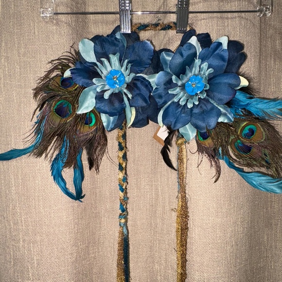 Gypsy Junque | Feather & Floral Headdresses | 3 Pieces - Picture 1 of 16